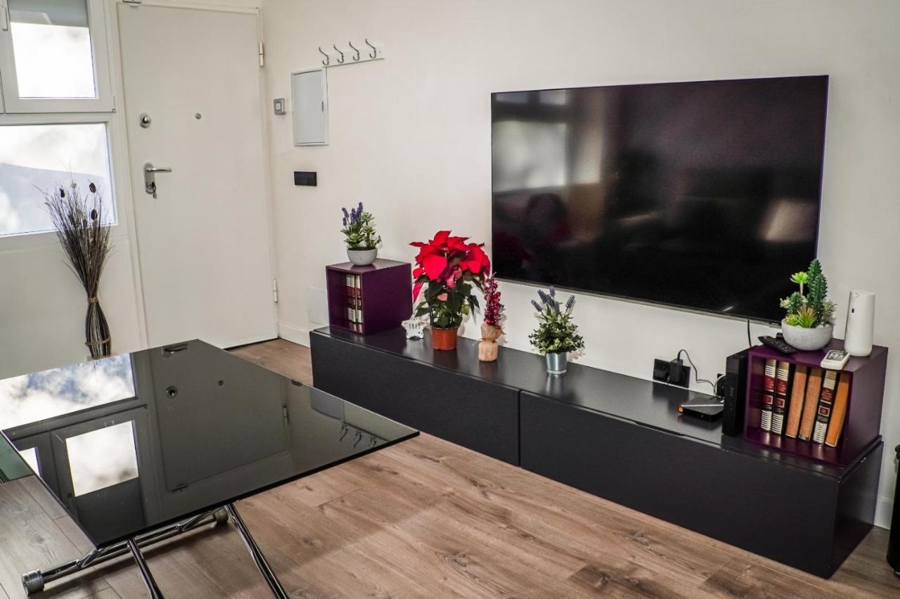 Tofi Apartment Madrid Luaran gambar